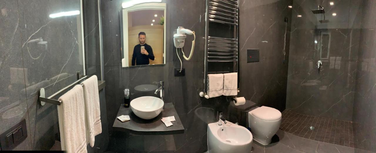 Hotel Elite Varcaturo Dış mekan fotoğraf